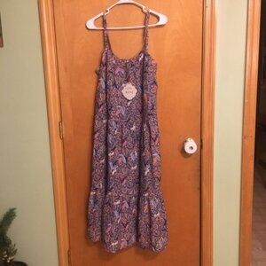 New‎ womens Dress M